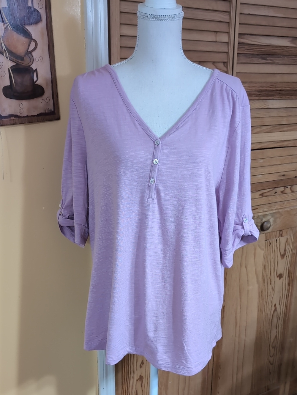 Chico's 3 Ultimate Tee V-neck Roll Tab Sleeves Lavender XL /16